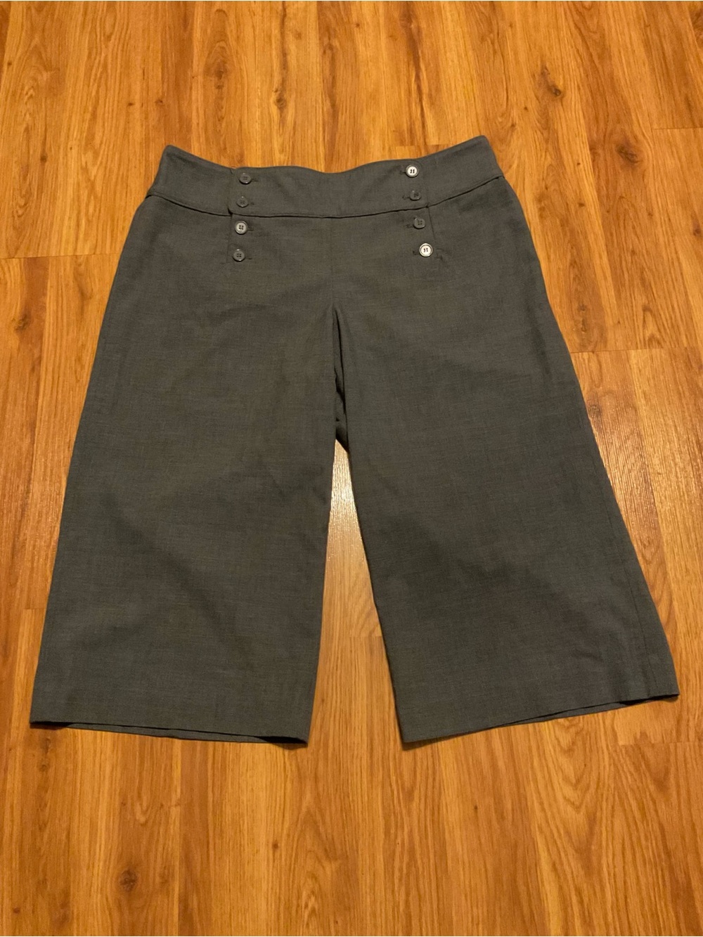 Lane Bryant Women’s Charcoal Gray Gaucho Crop Wide Leg Pants Size 18